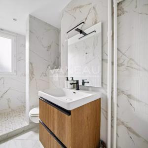 Boulogne - En parfait état - En étage avec ascenseur