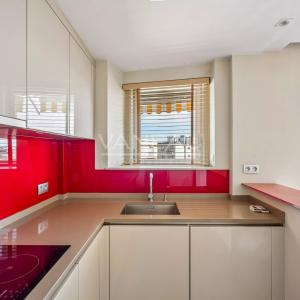 Neuilly - Mairie - Calme sur jardin