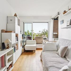 Exclusivité - Paris XVIIIe - Studio avec Terrasse vue Montmartre