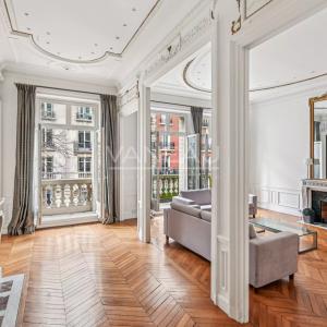 Paris  XVI  - Jasmin - Appartement familial et de réception - Qu