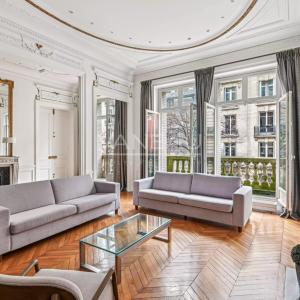 Paris  XVI  - Jasmin - Appartement familial et de réception - Qu