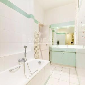 PARIS VIe _ Assas / Luxembourg - familial et de réception