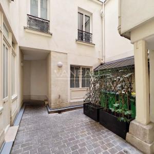 Paris 3e - Centre Pompidou - studio avec potentiel