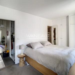 PARIS VIe -  DEUX PIECES POUR PIED A TERRE IDEAL  BAIL CODE CIVI