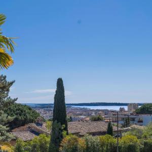 Cannes Petit Juas Appartement 3 pièces rénové vue mer à vendre