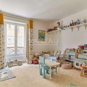 Paris XVIème - Appartement ancien rénové -