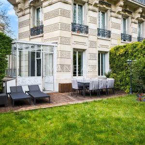 Paris XVIe - Henri Martin - Exceptionnel rez-de-jardin