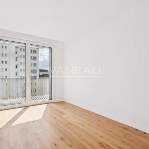 Issy-les-Moulineaux - Appartement familial dernier étage avec te