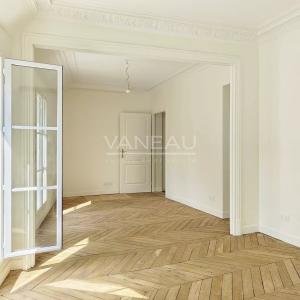 Paris IIe - Montorgueil - Appartement dernier étage avec terrass