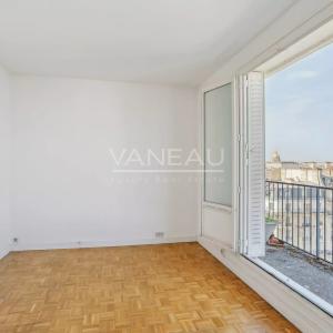 Paris XVe - Sèvres Lecourbe : Appartement dernier étage avec vue