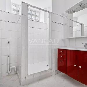 Paris XIVe - Port Royal - Balcon, vue dégagée.