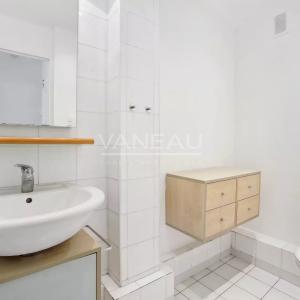 PARIS 3e - MARAIS - Grand studio