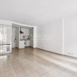 PARIS 3e - MARAIS - Grand studio