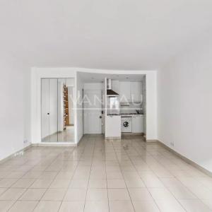 PARIS 3e - MARAIS - Grand studio