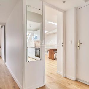 Paris 9e Trinité 3 pièces Meublé refait à neuf