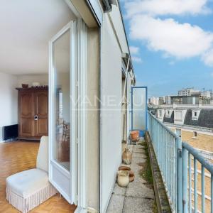 PARIS XV - dernier étage / Vues / Balcons