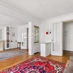 PARIS XVI - Passy Muette - Bel appartement - Deux chambres - Eta