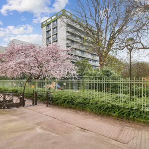 Boulogne - En parfait état - En étage avec ascenseur