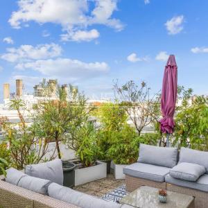 Exclusivité - Paris XVIIIe - Studio avec Terrasse vue Montmartre
