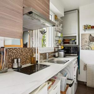 Exclusivité - Paris XVIIIe - Studio avec Terrasse vue Montmartre