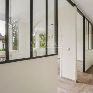 Sceaux (92330) - Villa de six pièces avec jardin fruitier -