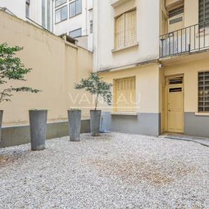 Charme de l'ancien - 2 pièces en étage