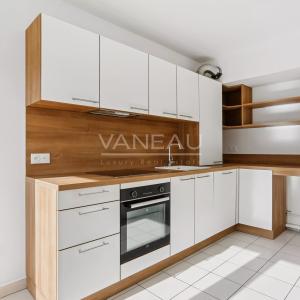 Exclusivité : Trois pièces avec balcon en étage