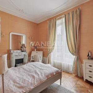 Évreux (27) - Magnifique propriété. Domaine sur parc arboré de 2