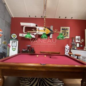 Somptueux Manoir rénové au coeur d' Angers avec piscine