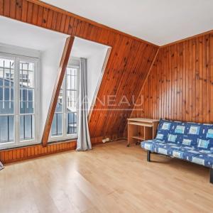 PARIS XVe - Adolphe Cherioux - Studio en dernier étage