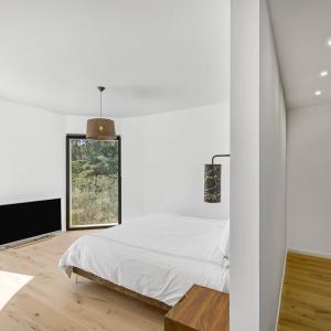 Chateauneuf Villa contemporaine rénovée à vendre