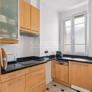 NEUILLY SUR SEINE - Exclusivité - Charme de l’ancien.