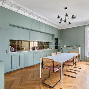 Paris XIVe - Petit Montrouge - Appartement familial de 168 m² - 3/4 Chambres - Accès jardin privatif de 650 m²