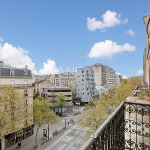 Paris XIVe - Petit Montrouge - Appartement familial de 168 m² - 3/4 Chambres - Accès jardin privatif de 650 m²