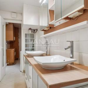 Paris 7 - deux pièces