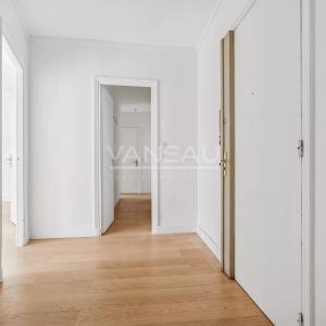 Paris XIVe - Port Royal - Balcon, vue dégagée.