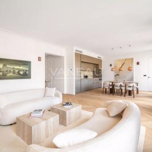 PARIS VII - Superbe appartement avec vue Tour Eiffel