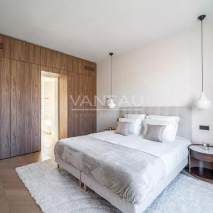 PARIS VII - Superbe appartement avec vue Tour Eiffel