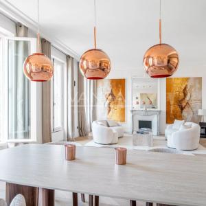 PARIS VII - Superbe appartement avec vue Tour Eiffel