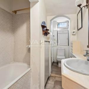 PARIS VIIe - quartier des antiquaires - 2 chambres