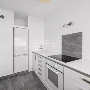 Paris XVe - Volontaires / Vaugirard : Studio lumineux avec balco