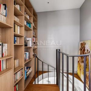 Paris XIVe : Parc Montsouris : Duplex au dernier étage avec terr