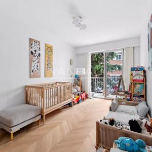 Paris XVIe - Village d'Auteuil - Bel appartement rénové avec gra