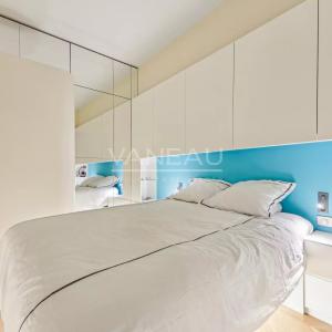 PARIS VIII - MADELEINE