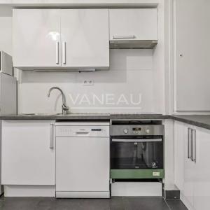 Paris XVIe - Muette - Rez de Jardin au calme absolu.