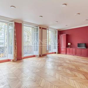 Paris VIIIe -Champs Elysées Alma Marceau - Appartement de Récept