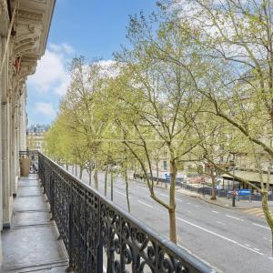 Paris VIIIe -Champs Elysées Alma Marceau - Appartement de Récept