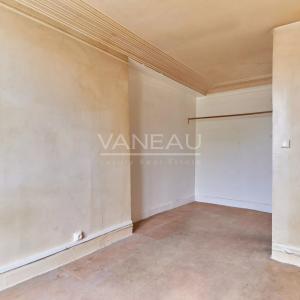 Paris IVe - Saint Paul - Deux pièces dernier étage ascenseur bal