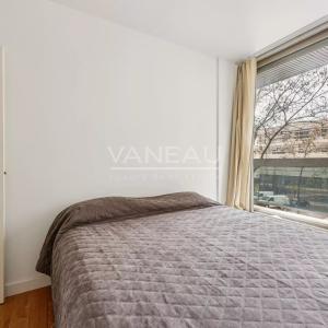 Paris VIIe - Gros Caillou -  Appartement avec balcon  — 2 chambr