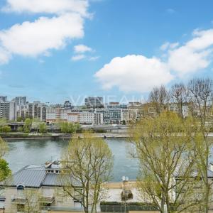 Neuilly - Duplex d’exception - Vue Seine, à proximité des commer